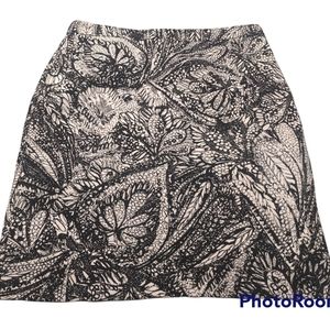 Loft  Black and White printed  Pencil Skirt 6